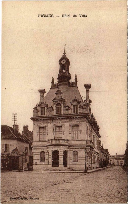 CPA FISMES - Hotel de Ville (109960)