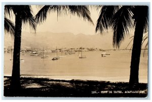 c1940's Club De Yates Acapulco Guerrero Mexico Vintage RPPC Photo Postcard