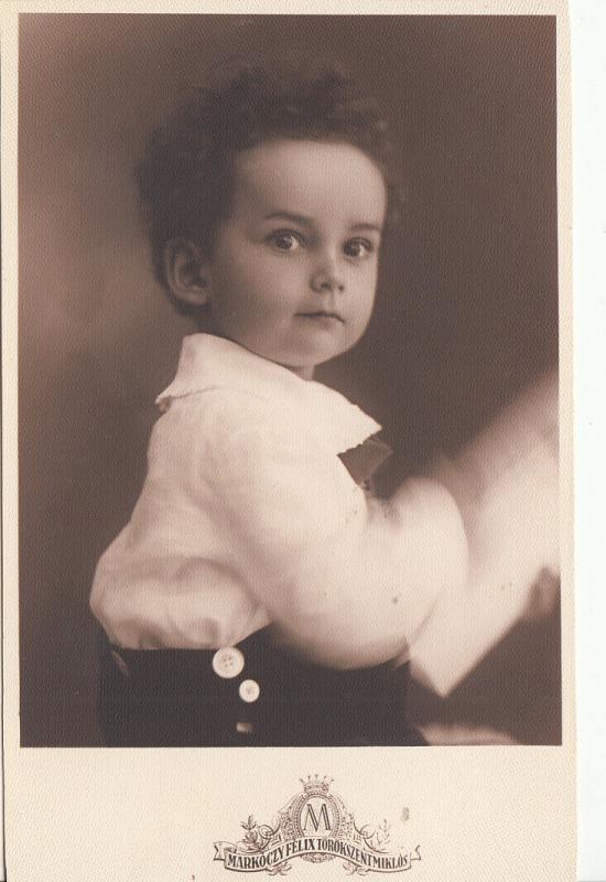 Children early studio photo atelier Miklos Markoczy Hungary Törökszentmiklós