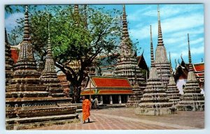 The Stupas in grounds of Wat Pho BANGKOK Thailand Postcard