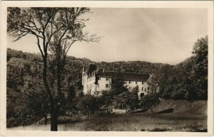CPA LA ROCHETTE Le Chateau et son Parc (1193126)
