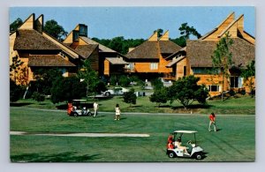 WALT DISNEY WORLD ORLANDO FLORIDA GOLF POSTCARD (c. 1970s)