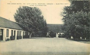 Artvue Lodge Motel Medford Oregon roadside 1940s Postcard Kitchenettes 21-2539