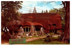 Masachusetts  Tyringham  Famous Gingerbread House