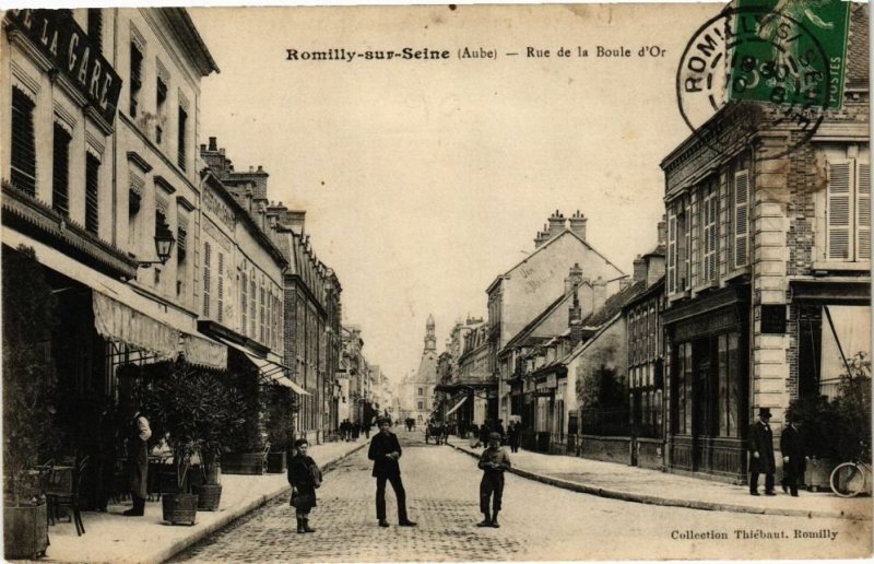 CPA ROMILLY-sur-SEINE - Rue de la Boule d'Or (179126)