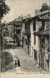 CPA PÉRIGUEUX - La Rue du Lys (122320)