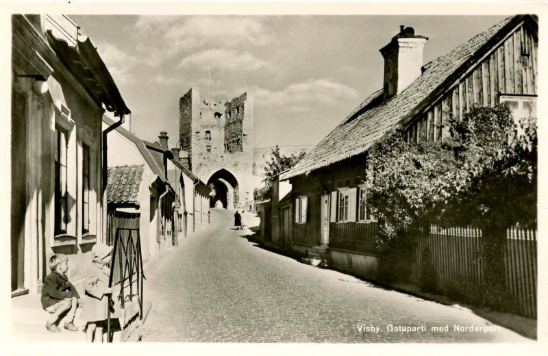 Sweden - Visby. North Gate        RPPC