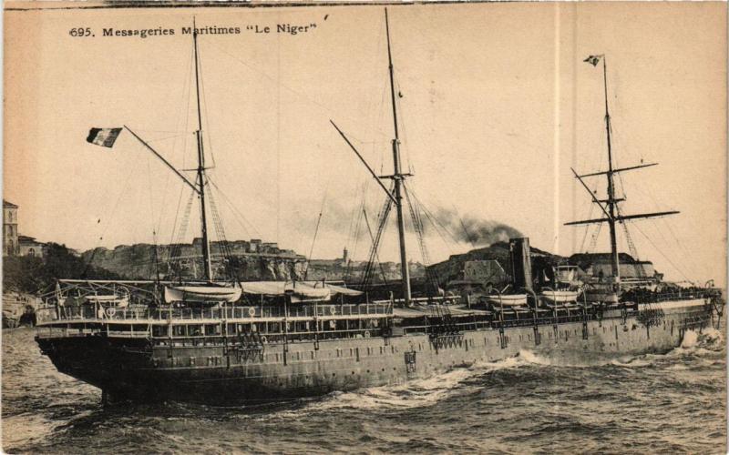 CPA Paquebot LE NIGER Messageries Maritimes SHIPS (703773)