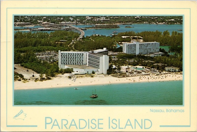 Paradise Island Nassau Bahamas Postcard PC402