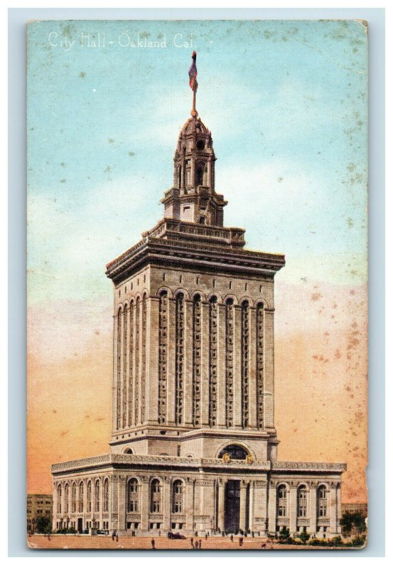 C.1910 City Hall - Oakland Cal. F30 