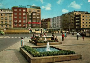 1970 STREET VIEW OF DOWNTOWN (WEST) BERLIN AT THE BERLIN PLAZA CONTINENTAL SIZE