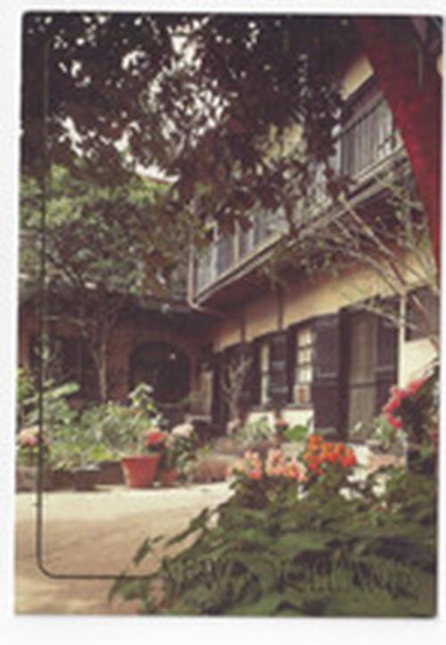 LA New Orleans Courtyard French Quarter 1993 Postcard 4X6