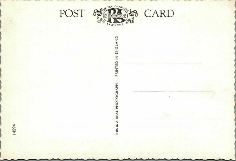 Channel Islands Postcard - Greetings From Guernsey   RR13435