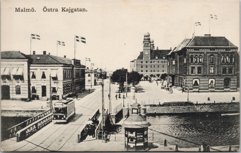 Malmo Ostra Kajgatan Sweden Unused Karl Ekberg Postcard F54