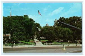 The Common Leominster MA Massachusetts Postcard (BV3)