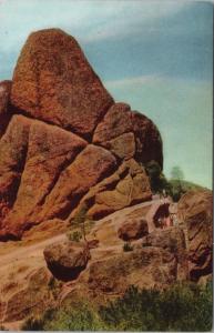 Pinnacles National Monument CA Union Oil Co. 76 Gasoline Unused Postcard D69