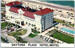 The Daytona Plaza Hotel-Motel, Seabreeze Blvd. & the Ocean, Daytona Beach, FL. 