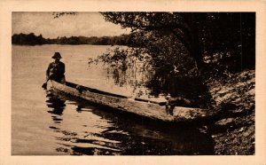 Brazil The Araguaya Aruba or Indigenous Pirogue Vintage Postcard 08.54