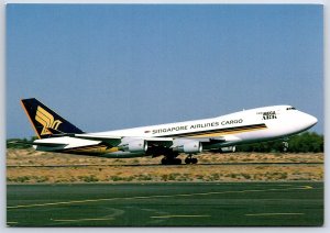 Airplane Postcard Singapore Airlines Cargo Boeing 747-412F 9V-SFE Sharjah DO13