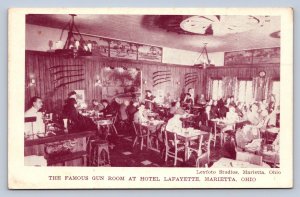 J87/ Marietta Ohio Postcard c1940s Interior Gun Room Hotel Lafayette 706