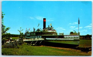 Postcard - S.S. Ticonderoga, Shelburne Museum - Shelburne, Vermont