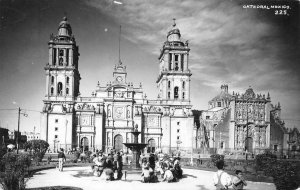 RPPC Catedral Mexico City Cathedral c1940s Vintage Photo Postcard