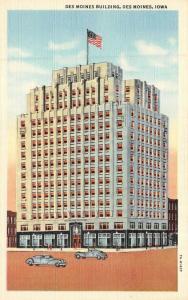 DES MOINES, IA Iowa    DES MOINES BUILDING    c1940's Curteich Linen Postcard