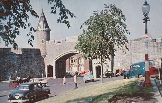 Porte St Jean - St John's Gate - Quebec, Canada - pm 1960