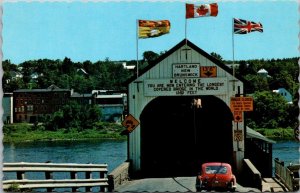 Canada New Brubswick Hartland Covered Bridge Over Saint John River