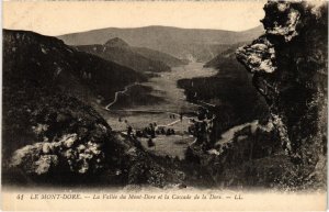 CPA Le Mont Dore La Vallee du Mont Dore FRANCE (1288927)