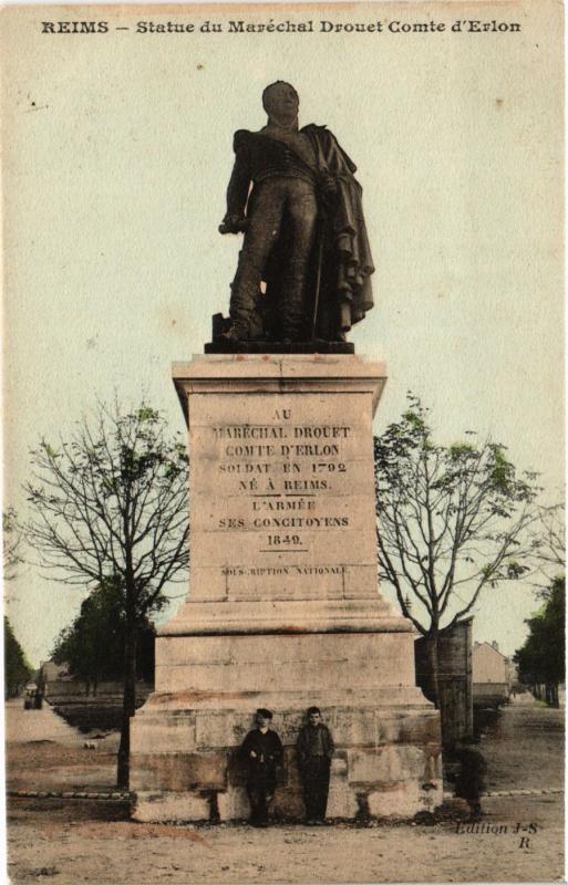 CPA REIMS - Statue du Maréchal Drouet Comte d'Erlon (741322) 