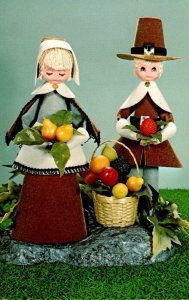 Iowa Des Moines Handcraft Building Thanksgiving Pilgrim Couple 1971