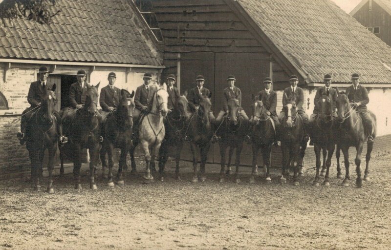 Horsesports Real Photo Group Of Riders 1928 04.00