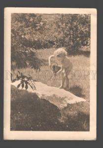 3087863 GIRL in Sunlight on PICNIC Vintage PHOTO PC