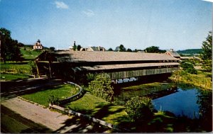 Vermont, Shelburne - Double-Lane Bridge With Footpath - [VT-124]