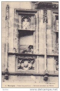 Palais Jacques Couer, Servante Attendant Son Maitre, Bourges (Cher), France, ...