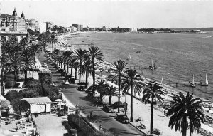 Lot299 cannes la croisette france real photo