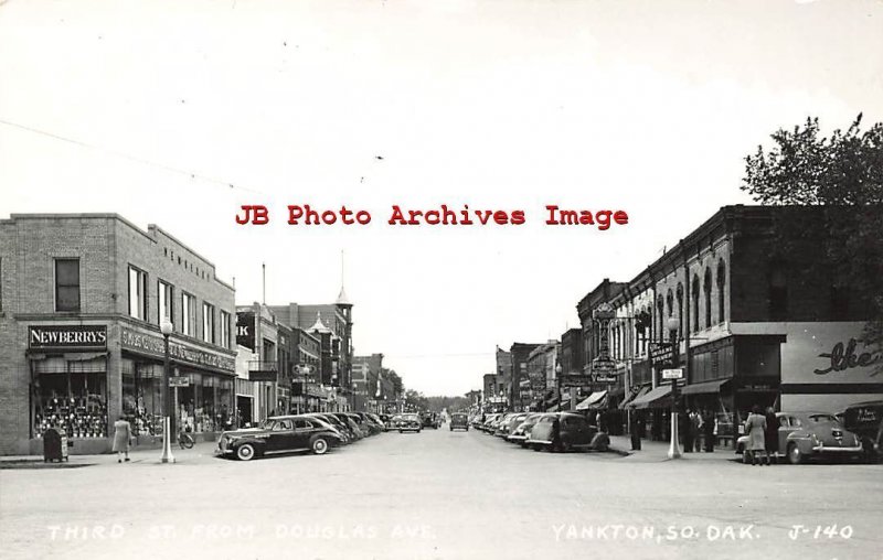 SD, Yankton, South Dakota, RPPC, Third Street, LL Cook Photo No J-140