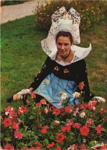 CPM Bretagne Costume et coiffe de La forét Fouesnant FOLKLORE (753411)