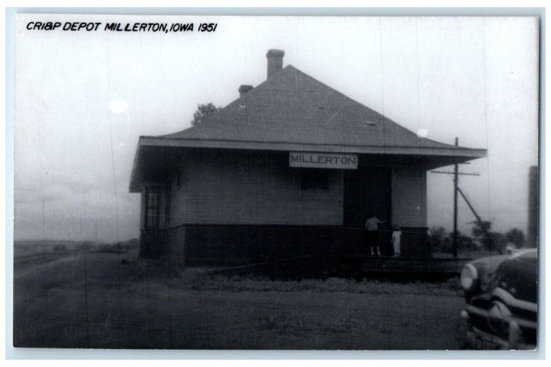 c1960 Millerton Iowa IA Railroad Vintage Train Depot Station RPPC Photo Postcard