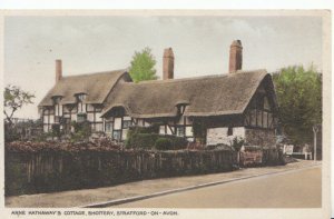 Warwickshire Postcard - Anne Hathaway's Cottage - Shottery - Stratford  Ref 496A