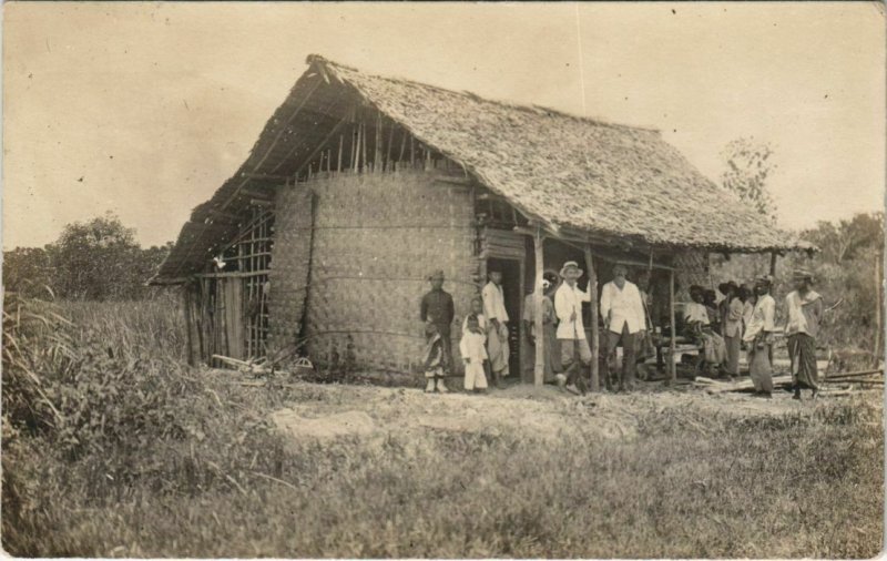 PC real photo postcard colonizers INDONESIA (a18516)