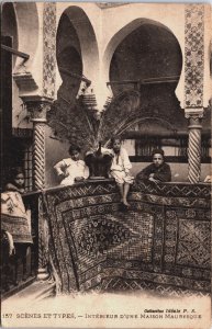 Algeria Scenes Et Types Intérieur D'Une Maison Mauresque Vintage Postcard C185