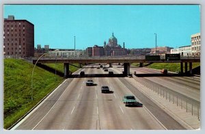 Expressway, Cathedral Of St Paul, Minnesota, Vintage Chrome Postcard, Old Cars