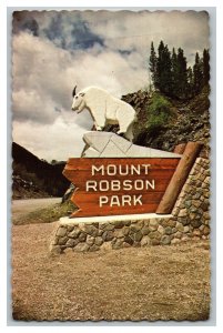 Mt. Robson Park Alberta British Columbia Canada Vintage Standard View Postcard