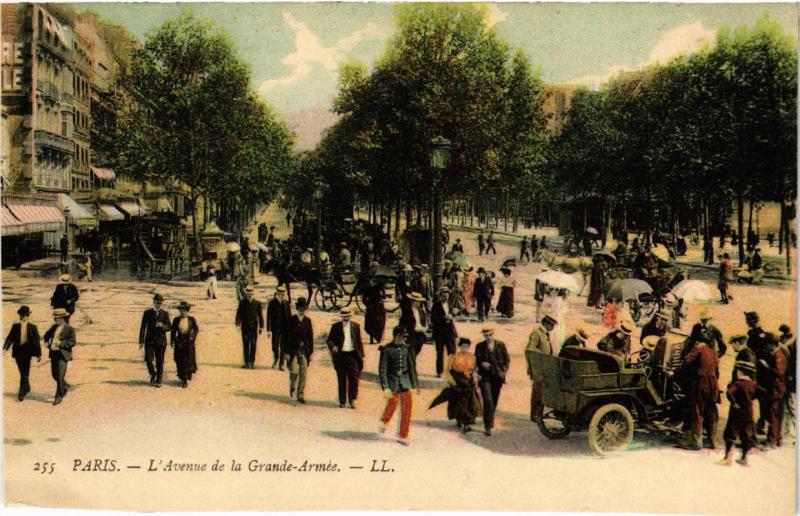 CPA AK PARIS (17e) l'Avenue de la Grande-Armee (539261)