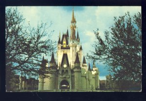 Orlando, Florida/FL Postcard, Cinderella Castle, Fantasyland, Walt Disney World