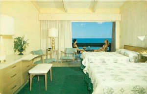 Gay Vacationer Motel Virginia Beach Virginia interior roadside Postcard 20-12090