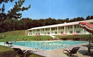Yankee Drummer Inn & Motor House - Auburn, Massachusetts MA Postcard