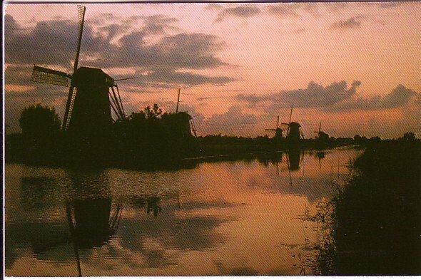 Sunrise over Windmills, Overwaard, Kinderdijk, Netherlands